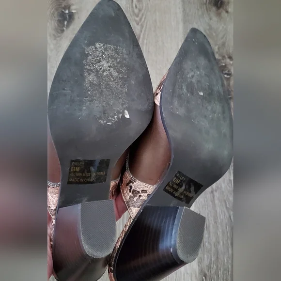 Rampage Women's Brown and Gold Western Mules - Picture 6 of 6